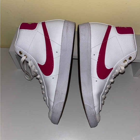 Nike Blazer Mid 77 Vintage World Tour Sneakers White Pink Magenta Women’s 8.5 - Picture 4 of 14